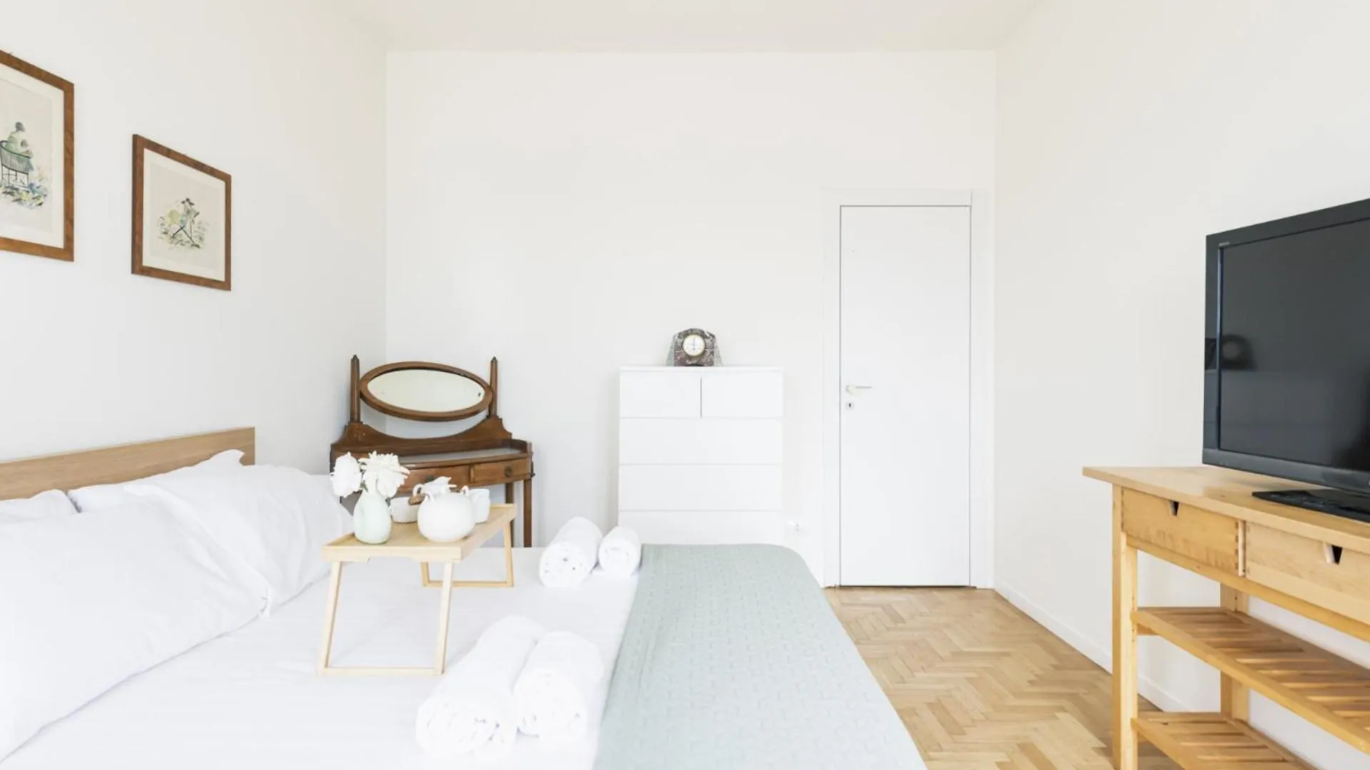 Apartament Easylife - Residenza Con Stile Vicino Ai Navigli Mediolan 0*,  Włochy